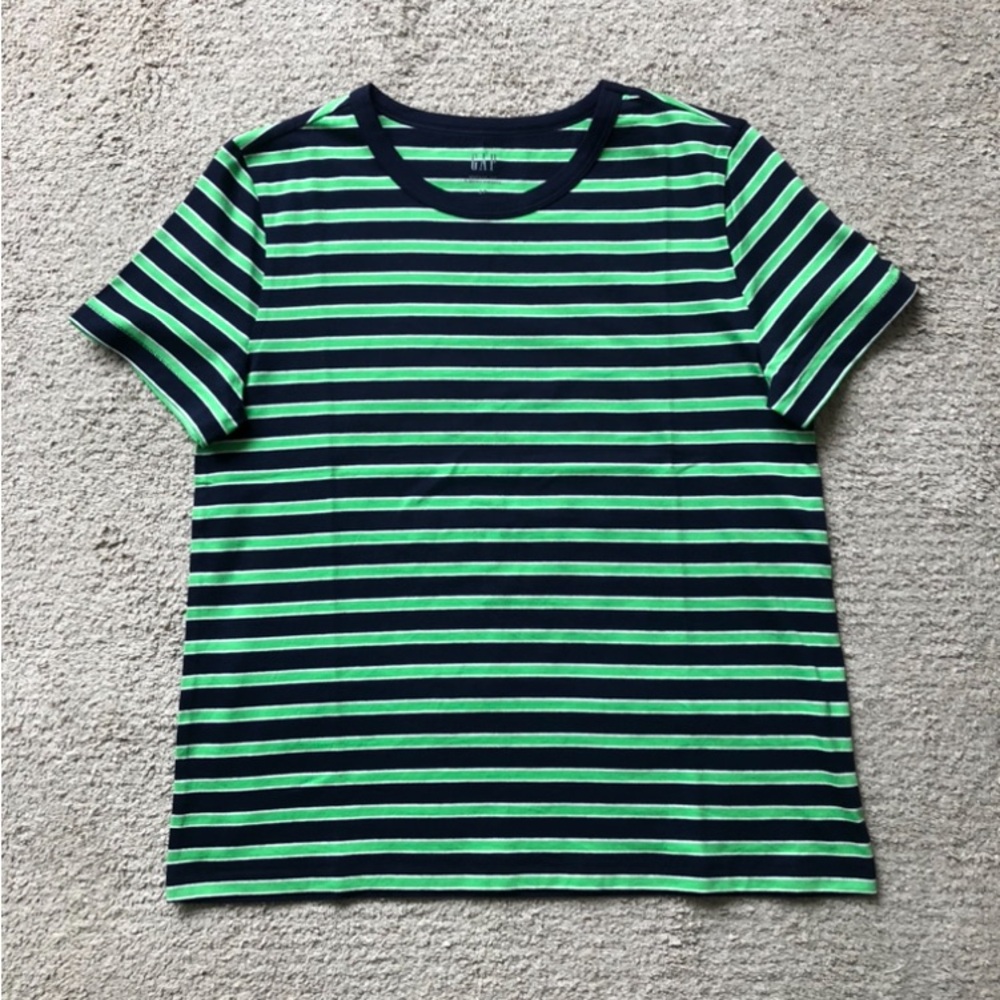 Gap- Short sleeve T-shirt.”